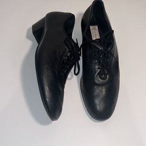 Vintage Werner Kern black soft supple leather 1.5” dance shoes